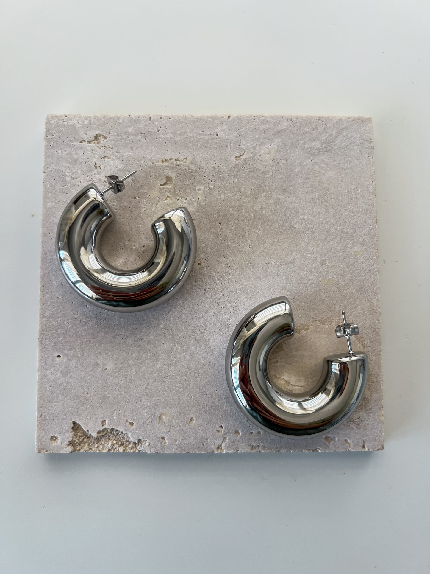 Chunky cc hoops