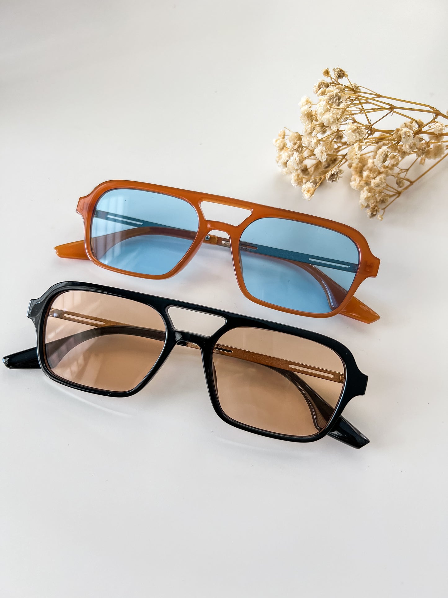 Trendy sunnies