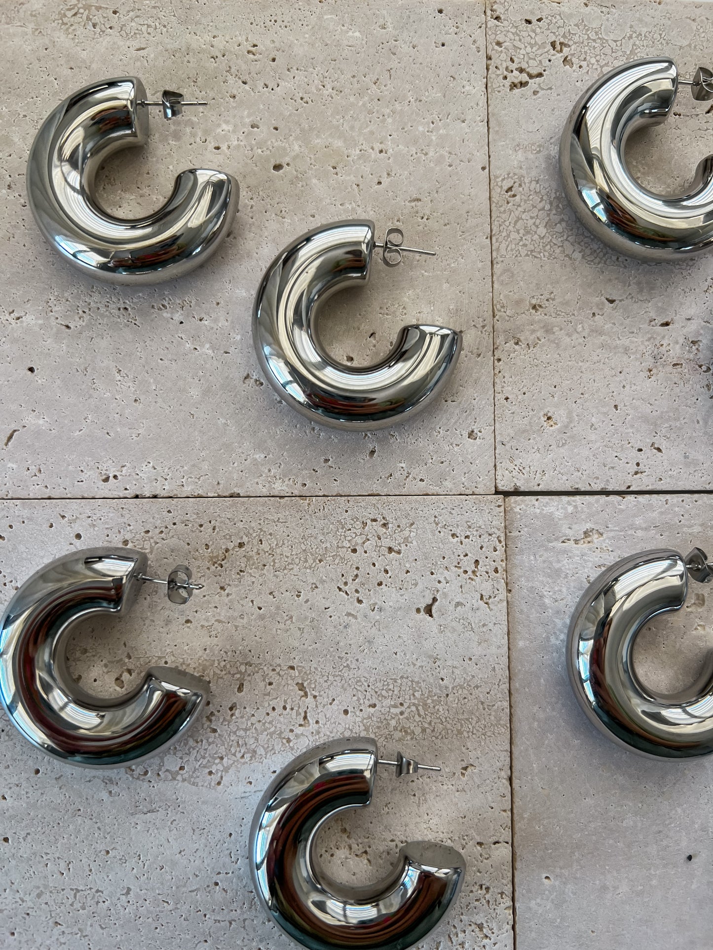 Chunky cc hoops