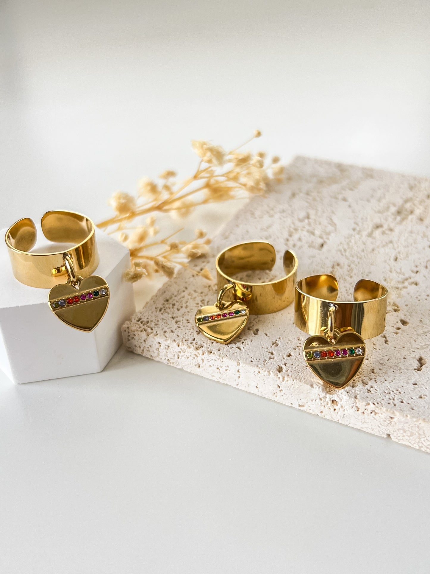 Shaped heart ring
