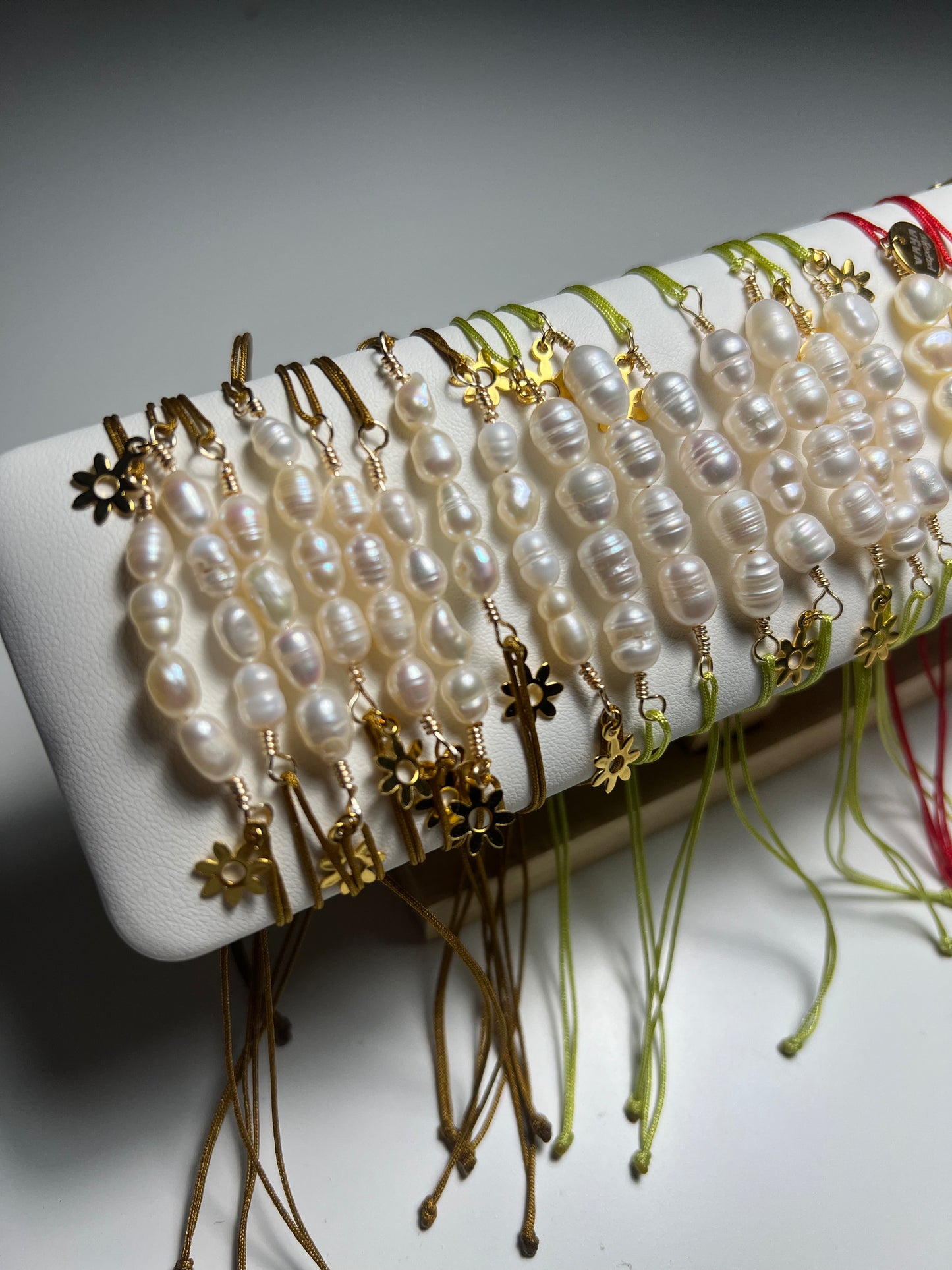 Classic bracelet daisy