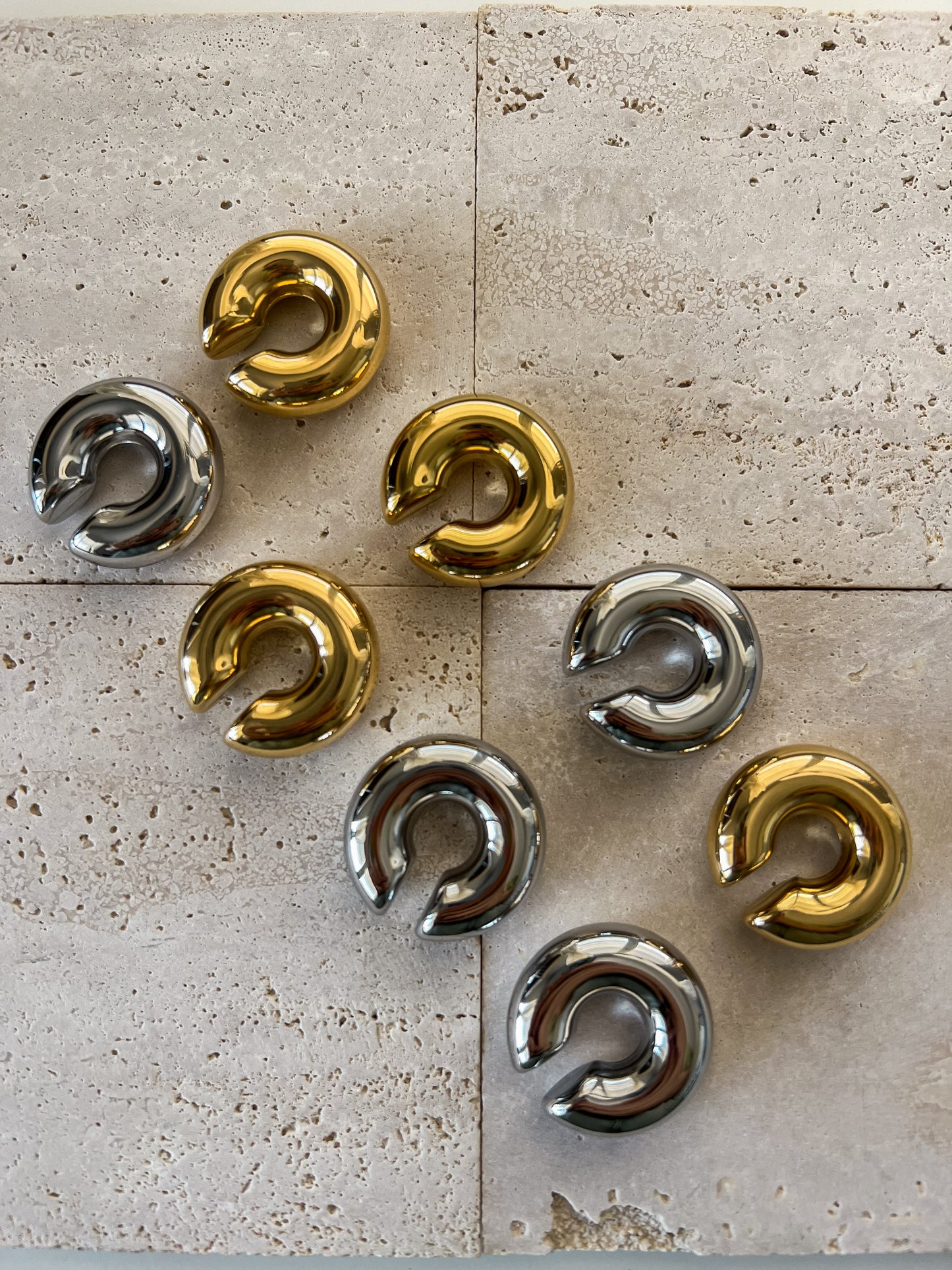 Chunky earcuff