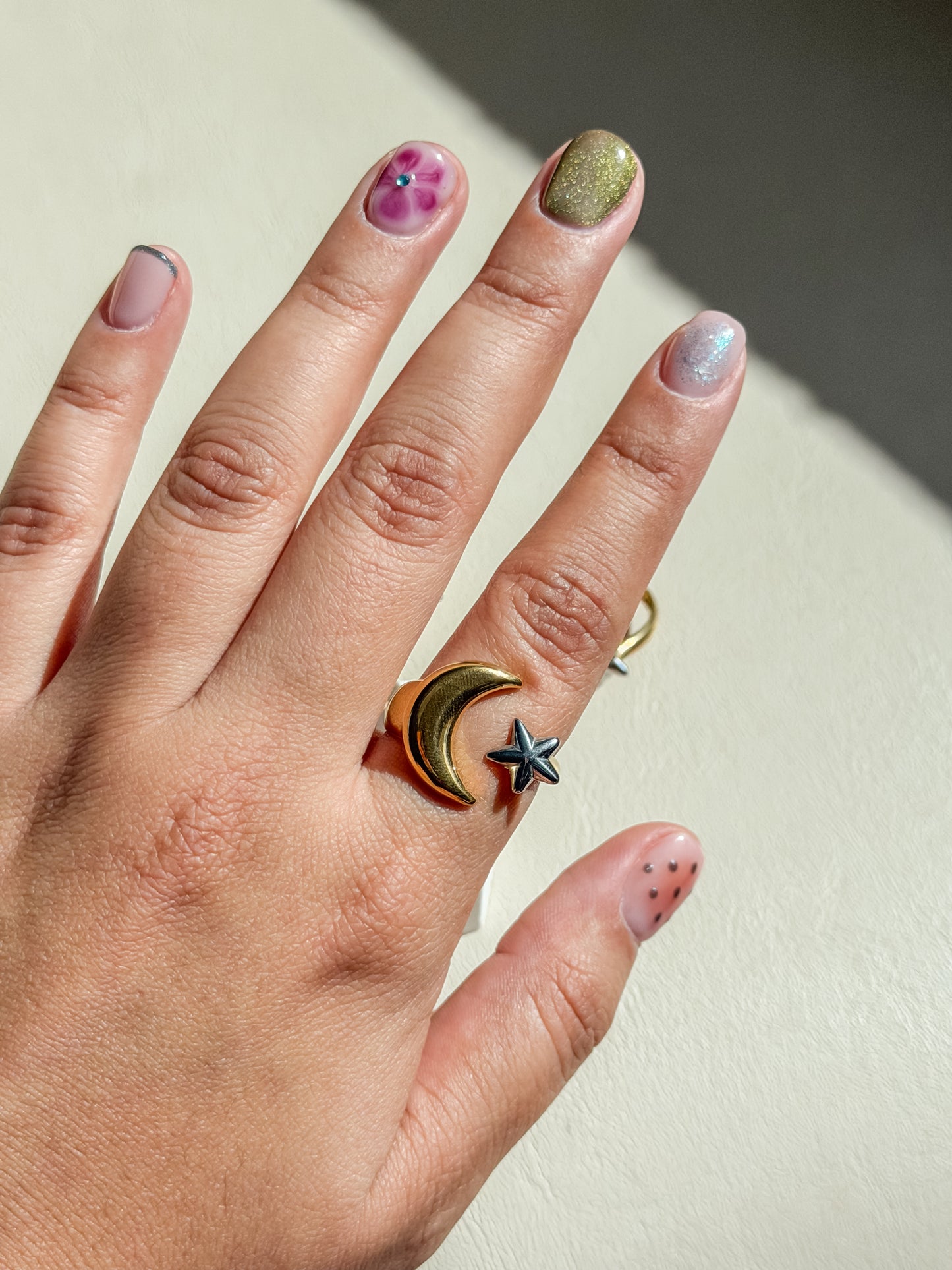 Moon+ star ring