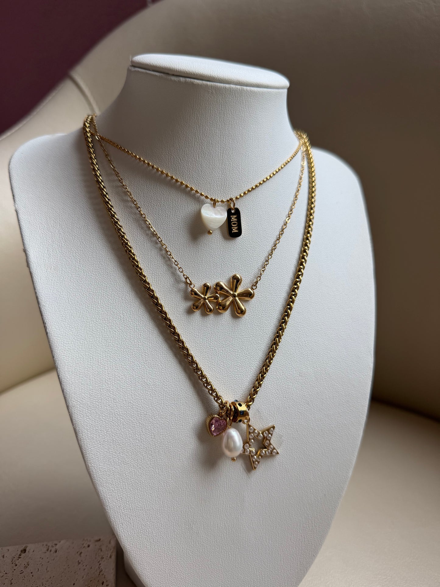 Flower necklace