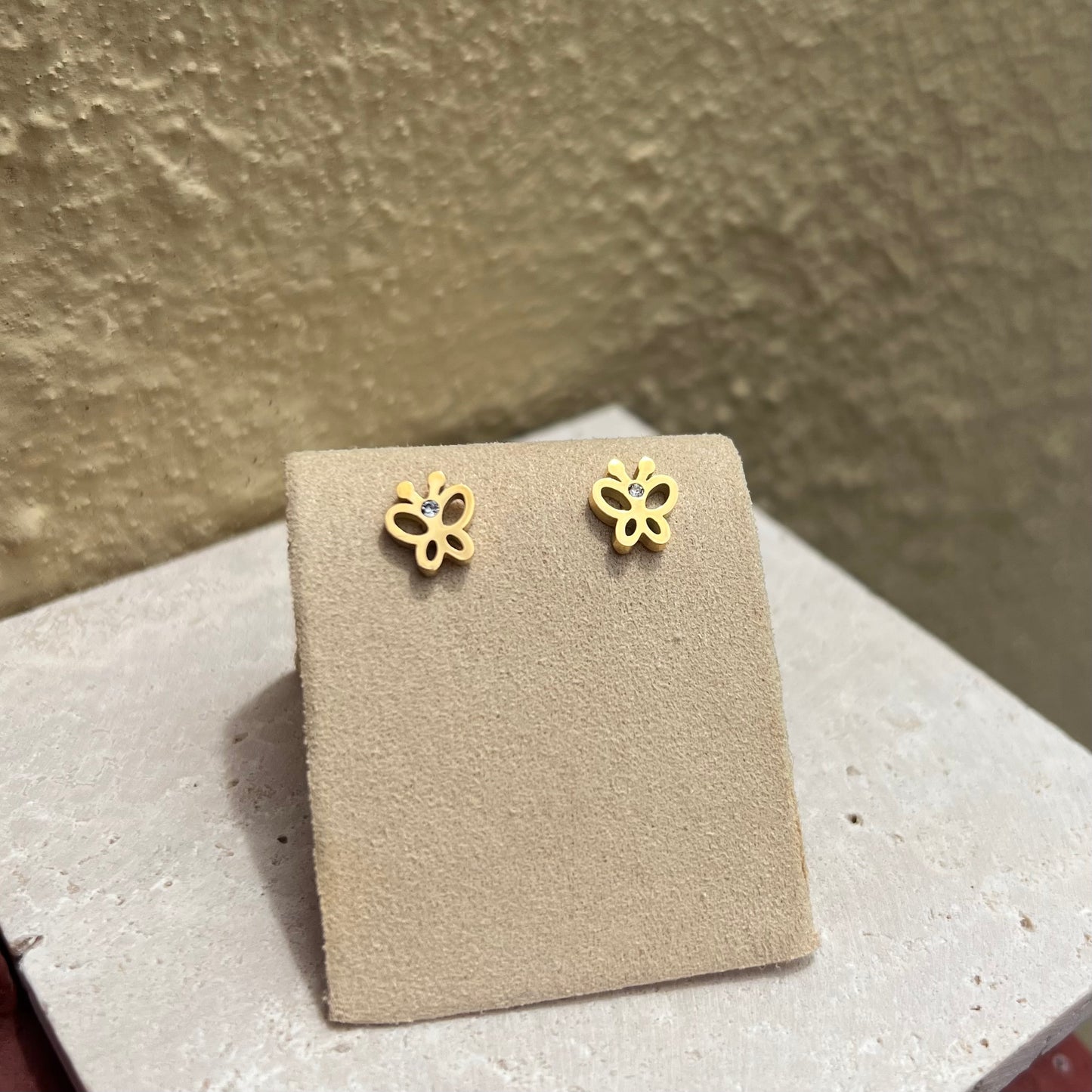 Dainty studs