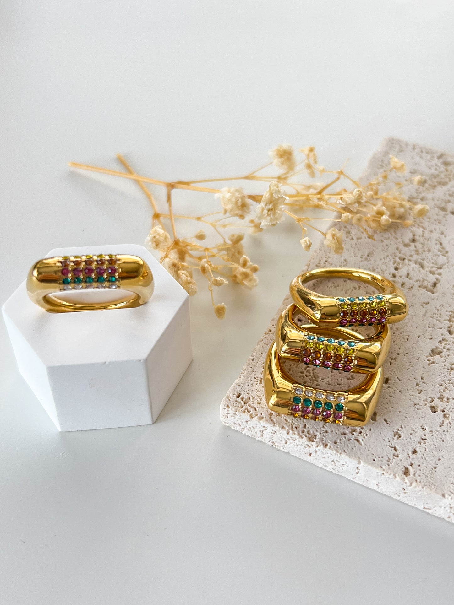 Shiny rainbow ring