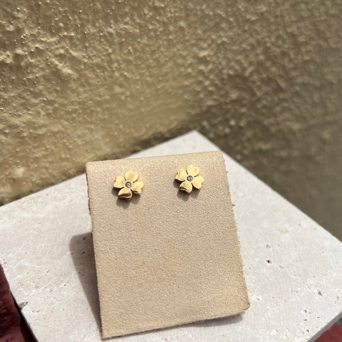 Dainty studs