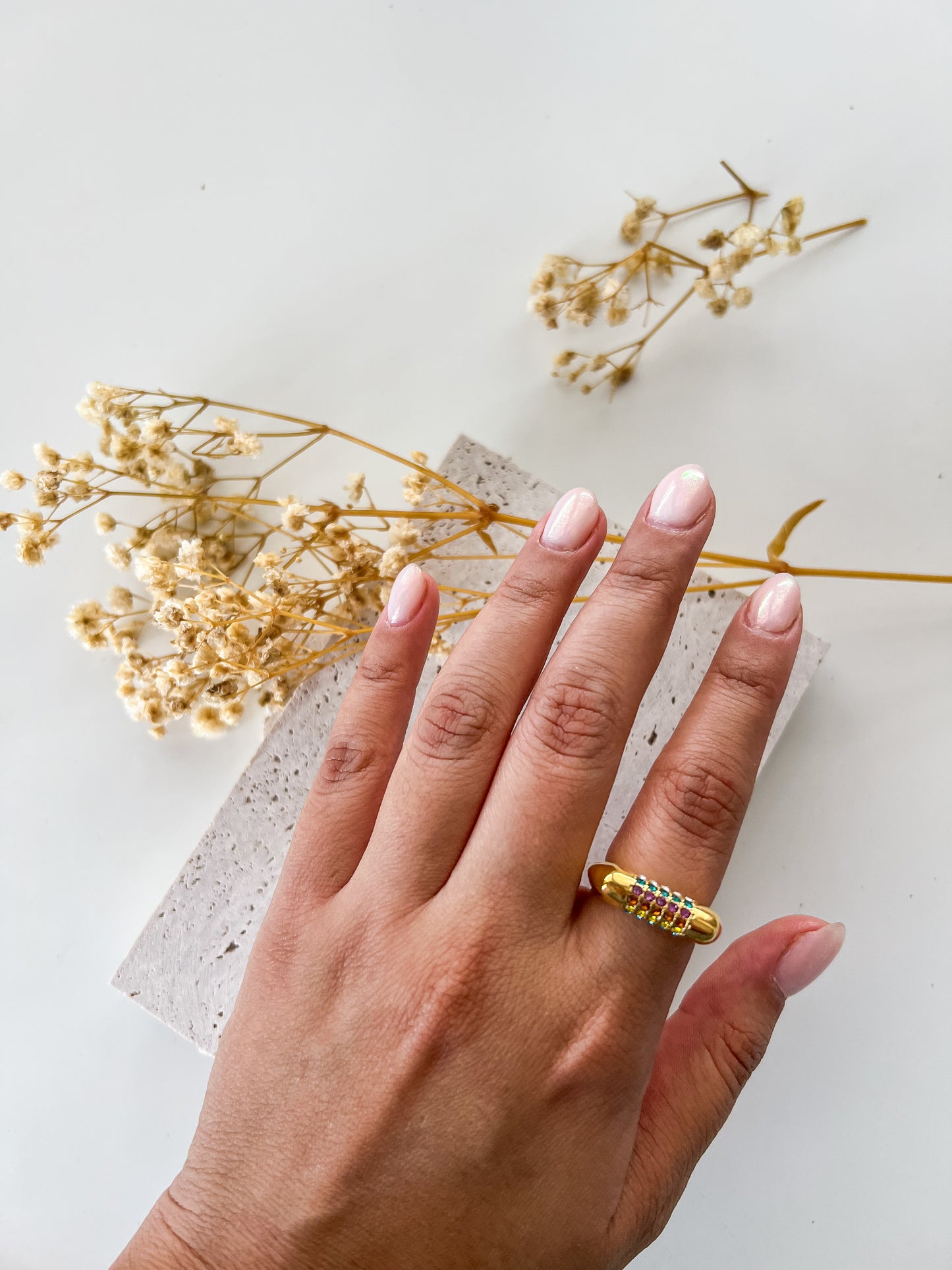 Shiny rainbow ring