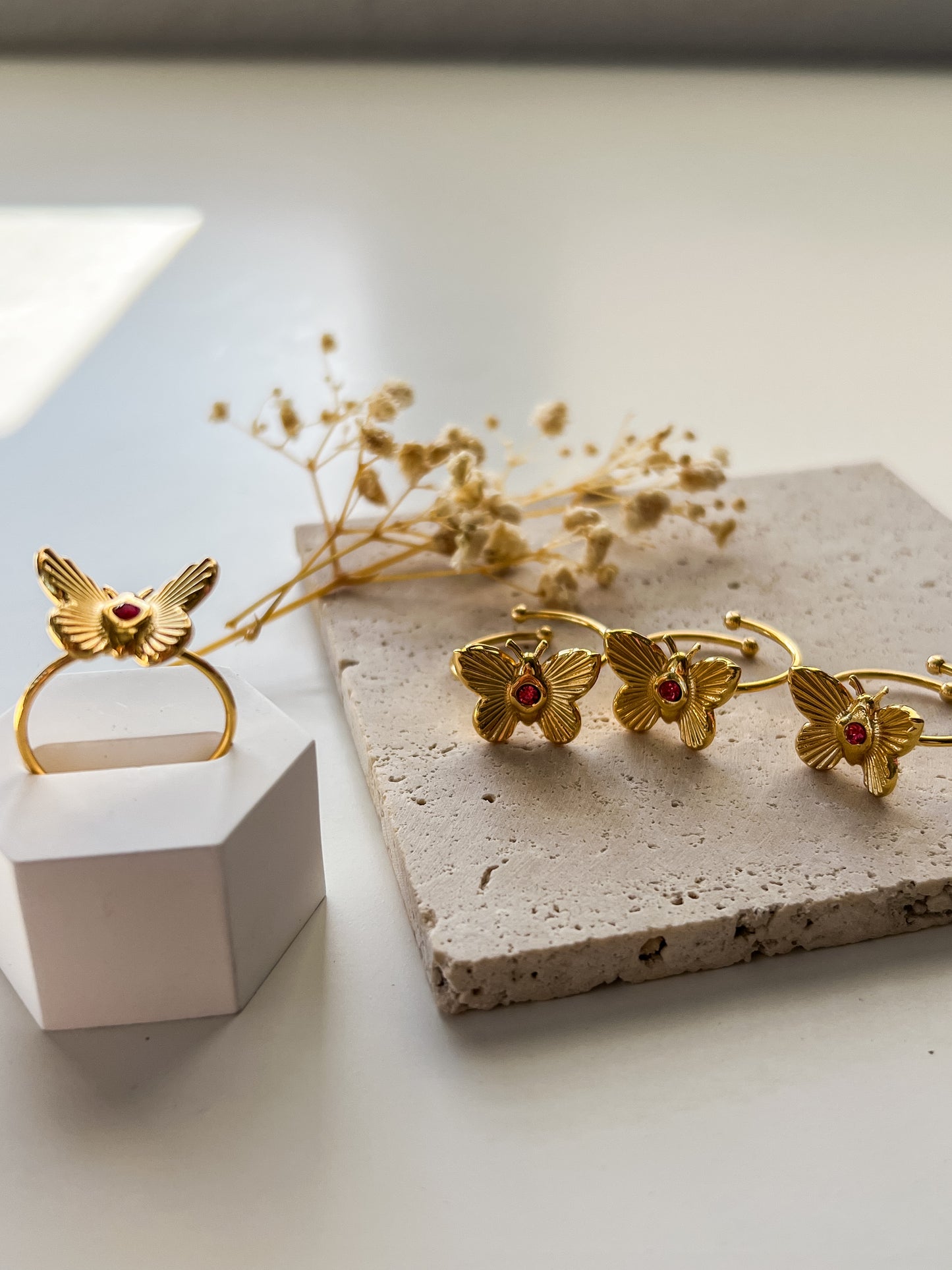Bloom ring