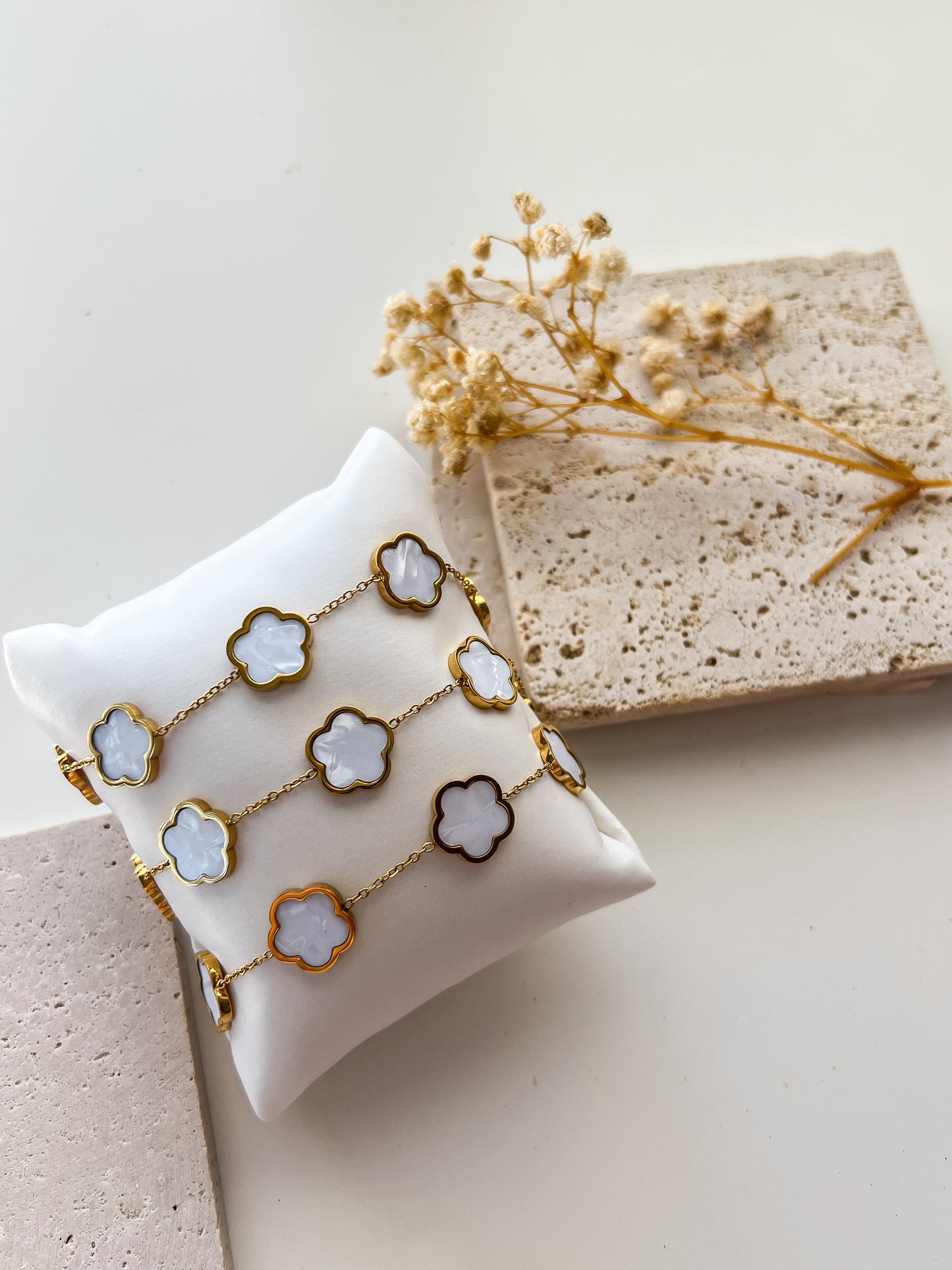 Cala bracelet