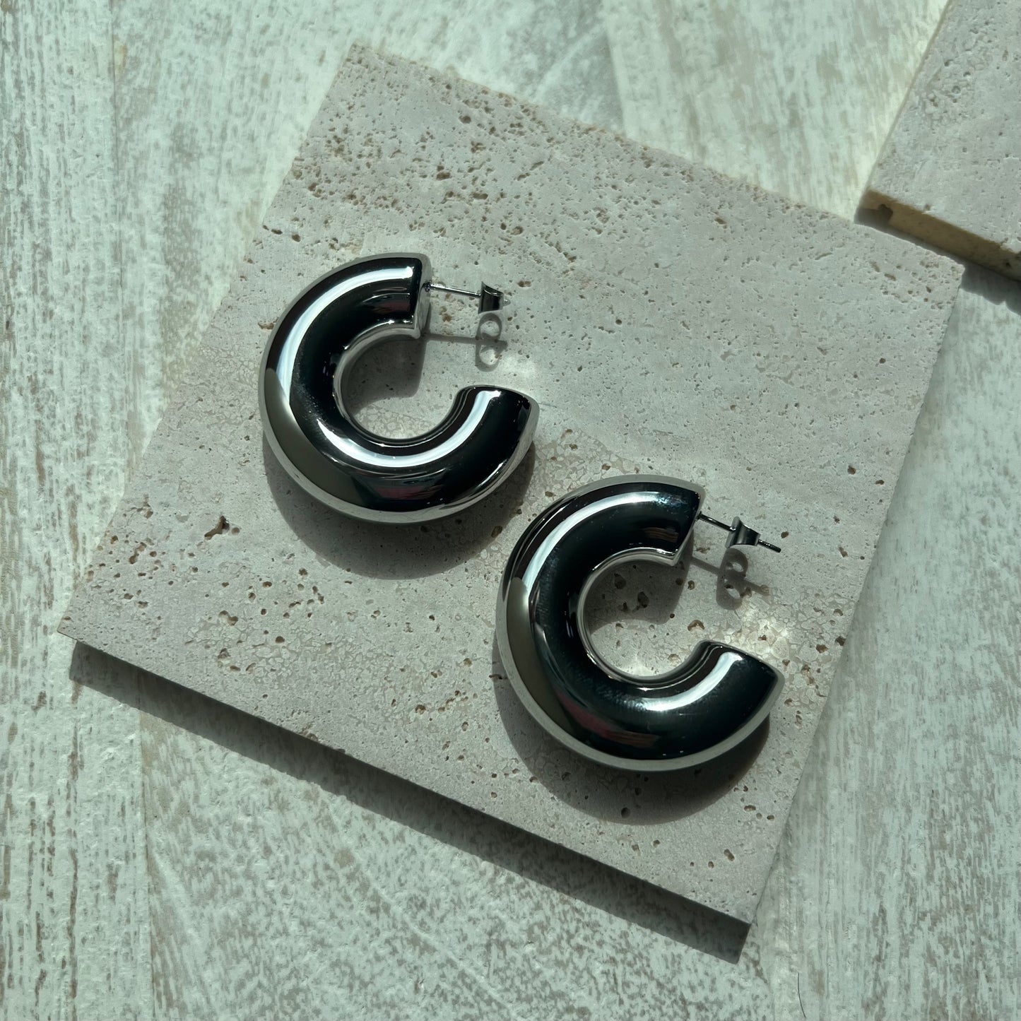 Chunky cc hoops