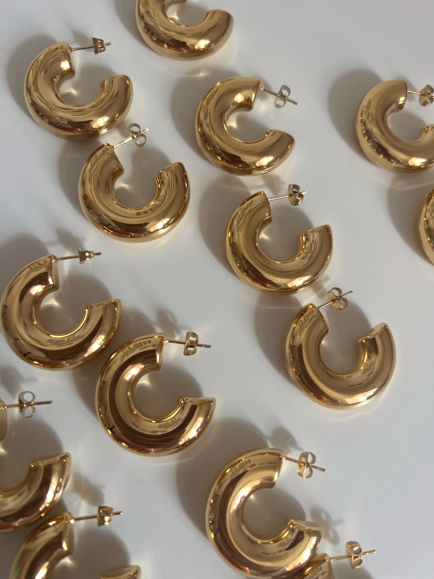 Chunky cc hoops