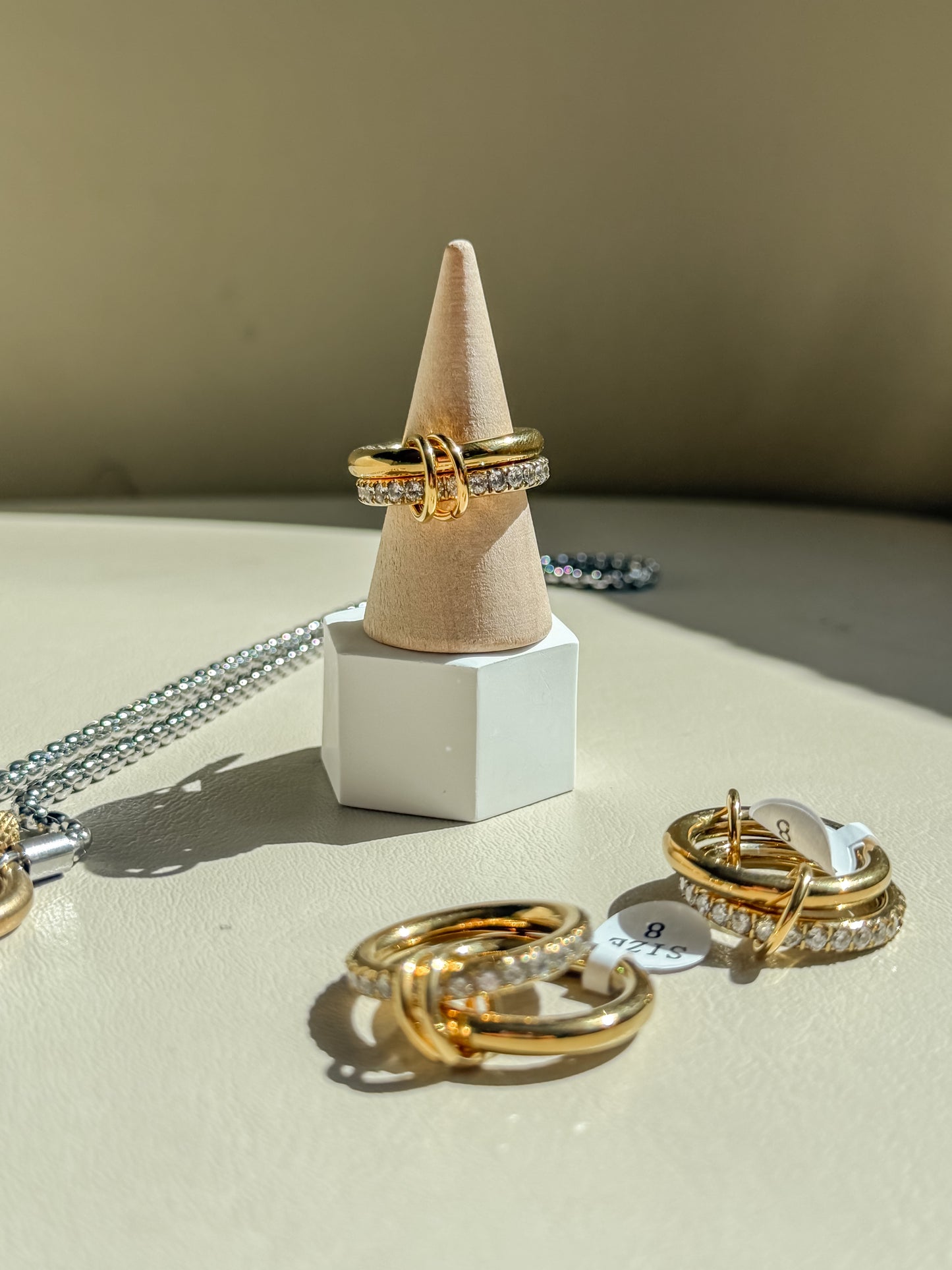 Forever ring
