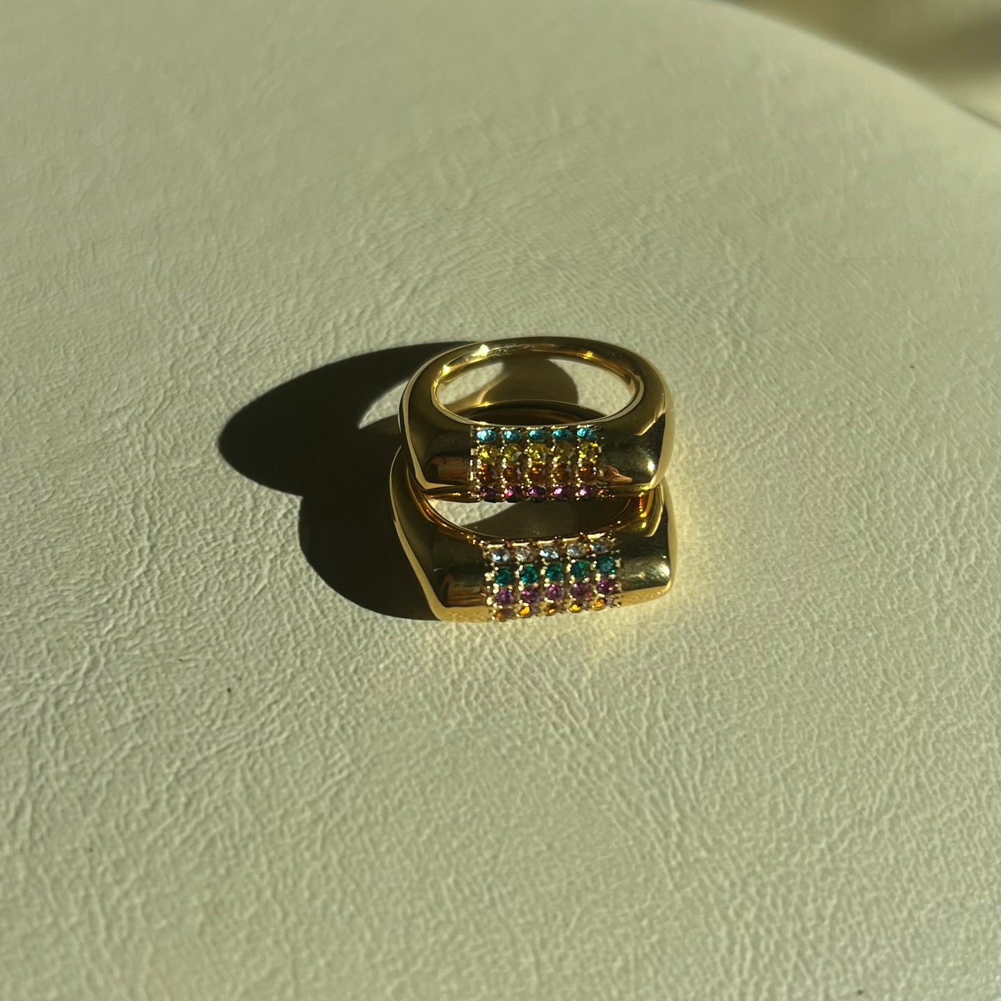 Shiny rainbow ring