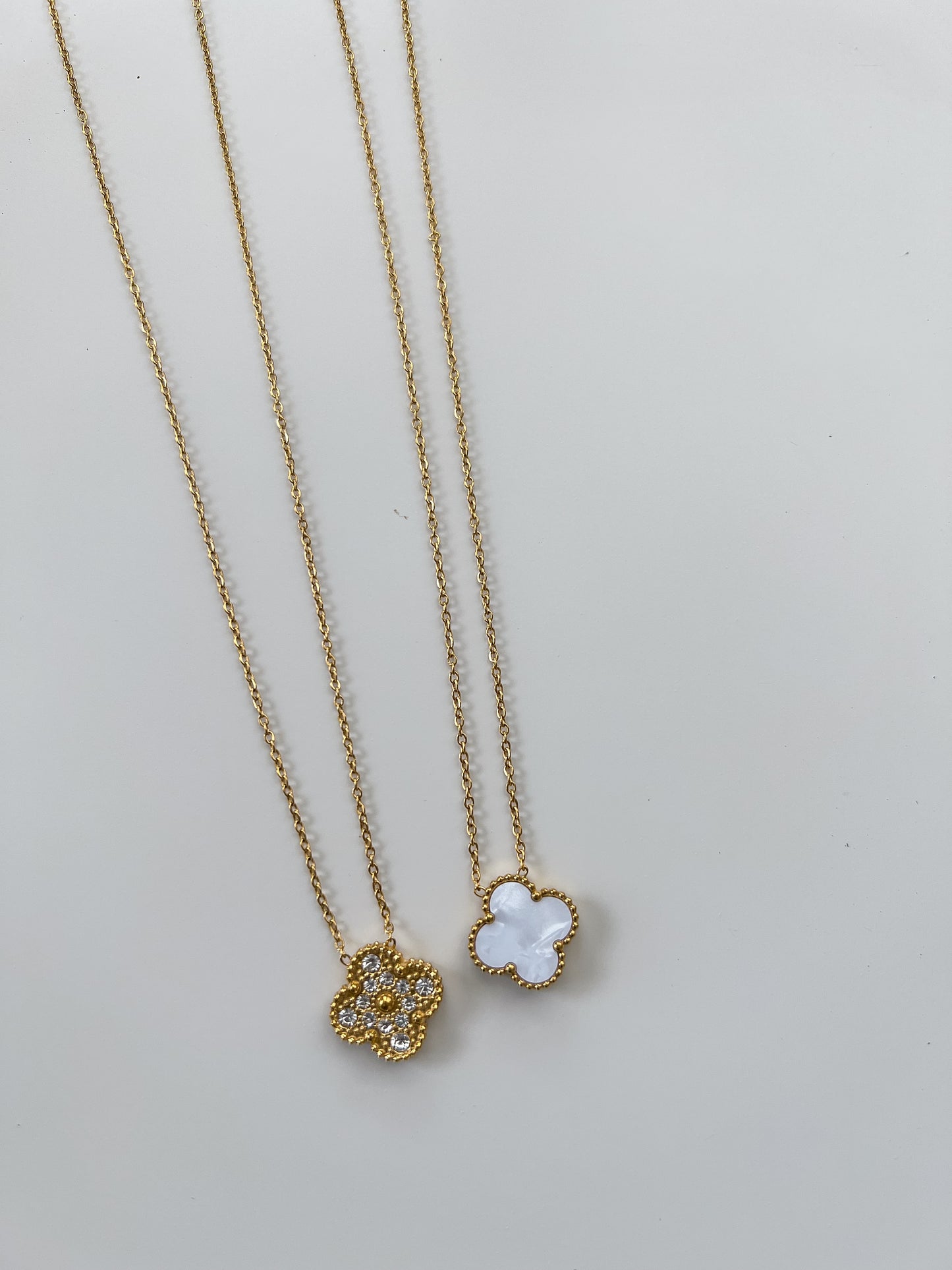 Clover reversible necklace