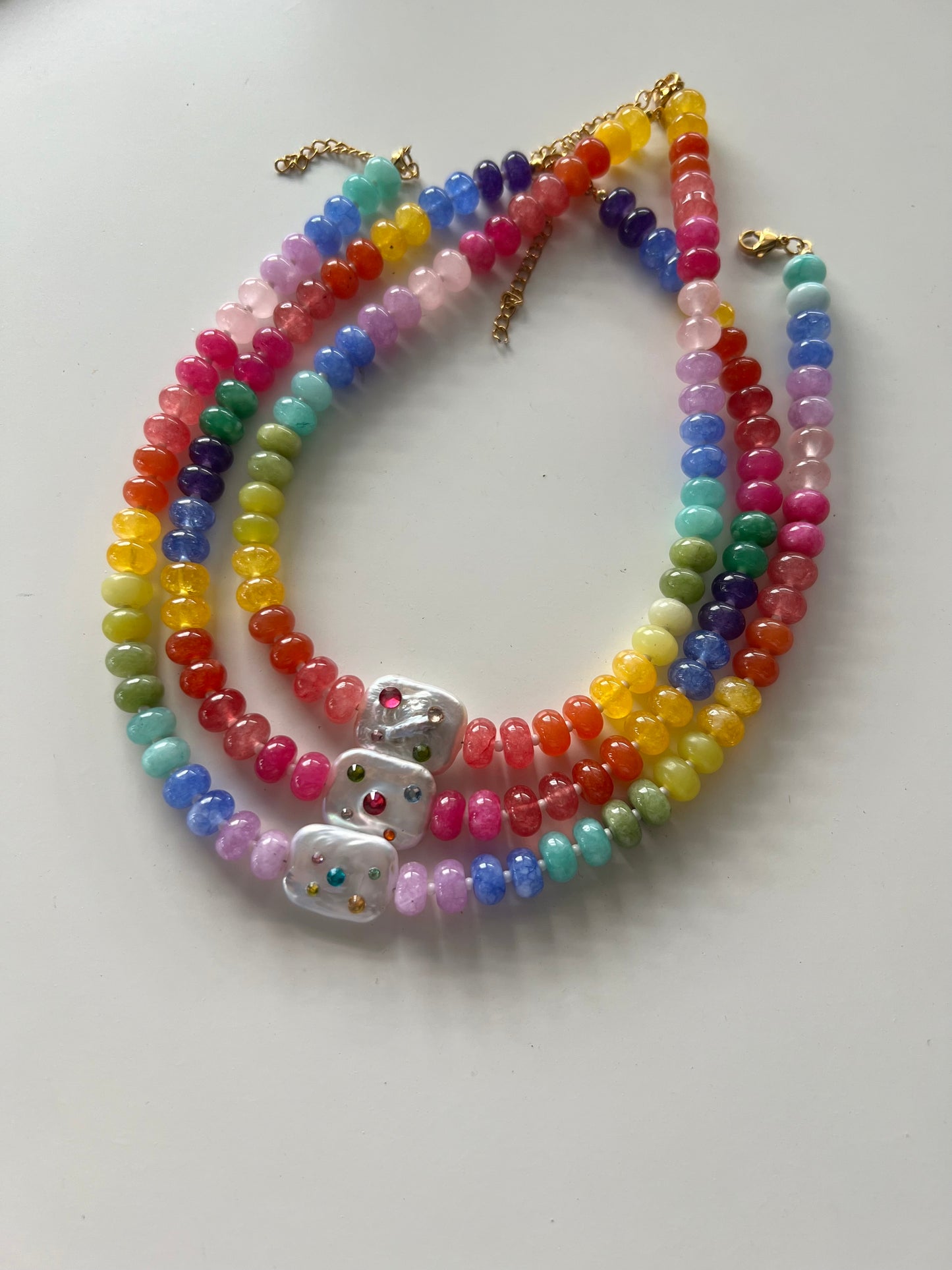 Rainbow choker