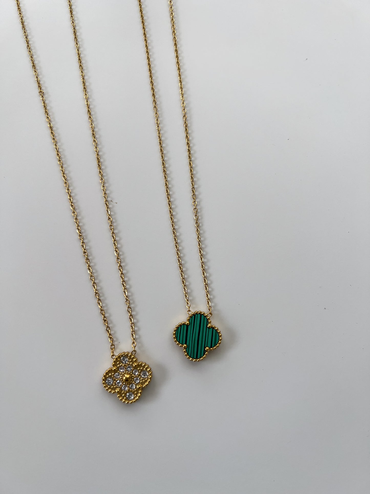 Clover reversible necklace